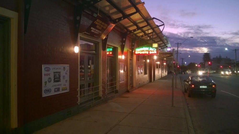 弗里曼特 Moondyne Joe'S酒店 外观 照片